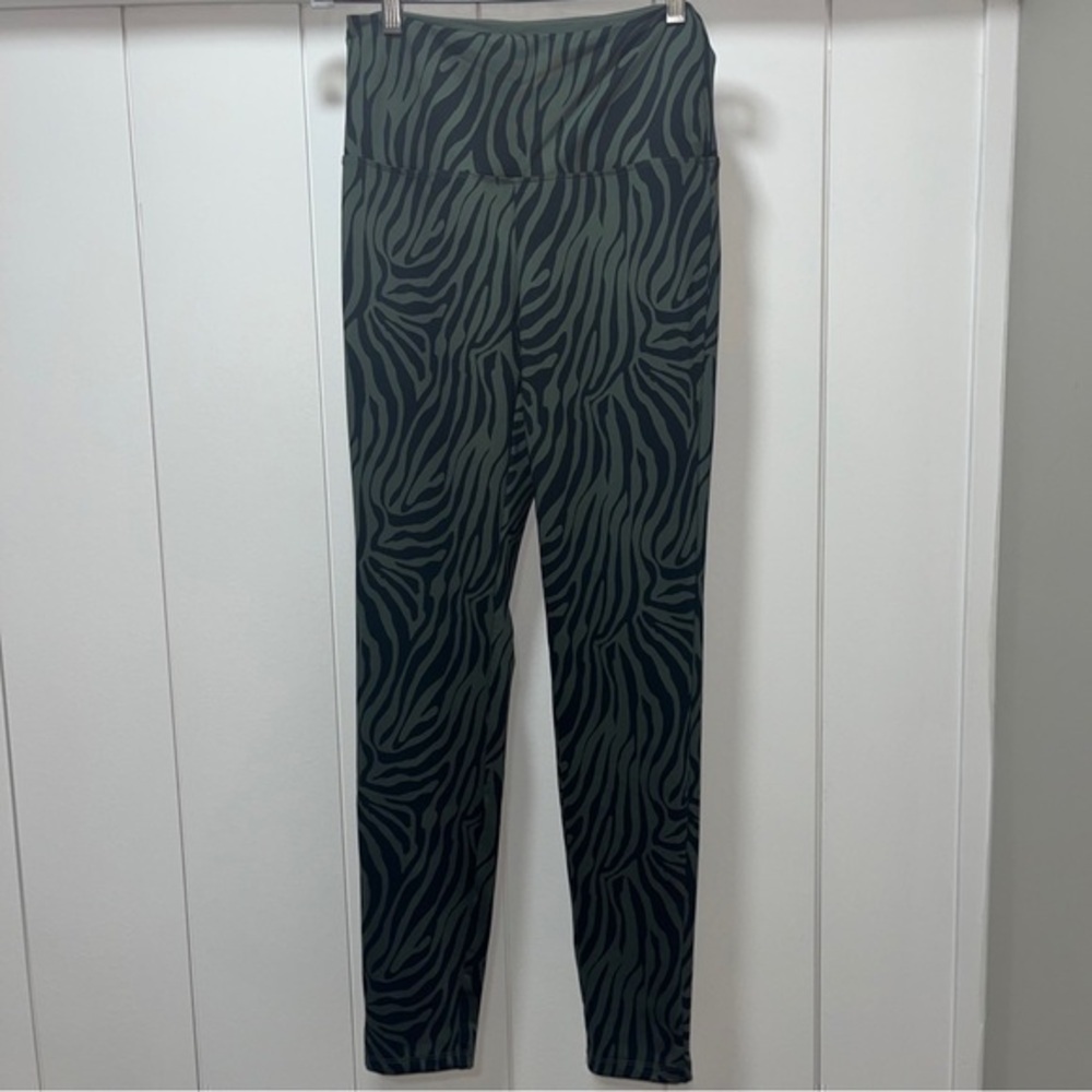 ruby ribbon sport ankle leggings Olive And Black High Waist Zebra Print Size Med